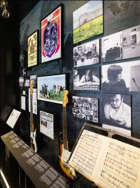 Photo Pink Floyd Exhibit Image B