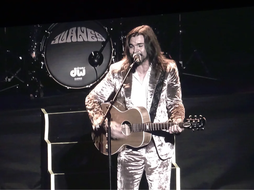 Un solo concierto ofrecio Juanes 4