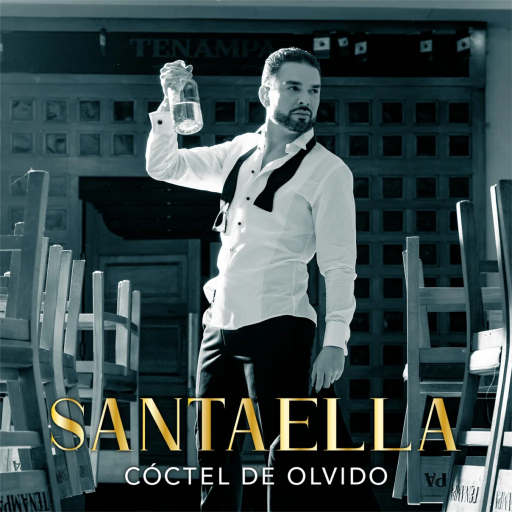 El cantante malagueno Santaella