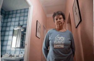 Desahucio de una anciana en Madrid reaviva el debate sobre la crisis de la vivienda en España