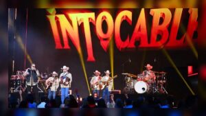 Concierto gratuito en el Zócalo de la Ciudad de México por la FIL 2026: Salón Victoria y tributo a 31 Minutos